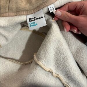 Aritzia zip sweatshirt cozy fleece